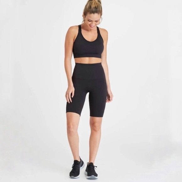 SPANX Look at Me Now Bike Short in Very Black XS NWT - Picture 1 of 7